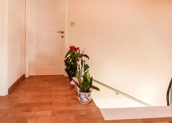Lovely 2 Bedroom In Corfu Anemomilos Апартаменты *