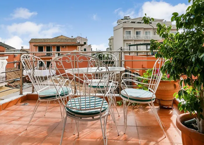 Lovely 2 Bedroom In Corfu Anemomilos Апартаменты *