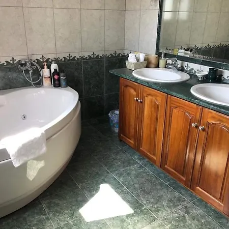 Lovely 2 Bedroom In Corfu Anemomilos Apartment